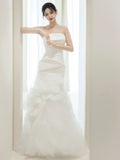 Plain Wedding Dresses Mermaid Strapless White Sleeveless Pleated Brides Dress Fitted Bridal Gowns HZ0311