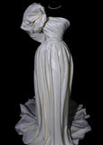 Classic Wedding Dresses A Line One Shoulder Ivory Satin Sleeveless Brides Dress Fitted Bridal Gowns HZ0311