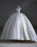 Timeless Wedding Dresses Ball Gown Strapless Satin Pleated Brides Dress Court Train Fitted Long Bridal Gowns HZ0311