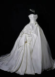 Princess Long Wedding Gowns Ball Gown Strapless Sleeveless Satin for Bride With Pleated Bow-knot Train White Bridal Dress HZ0311